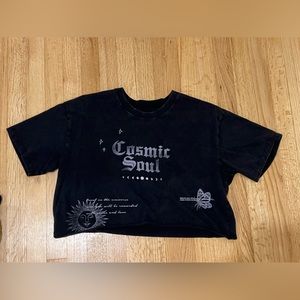 This is a Hollister crop top, size extra small, and the color is black.